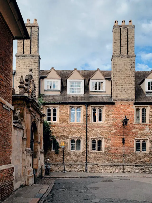 historic architecture of cambridge england