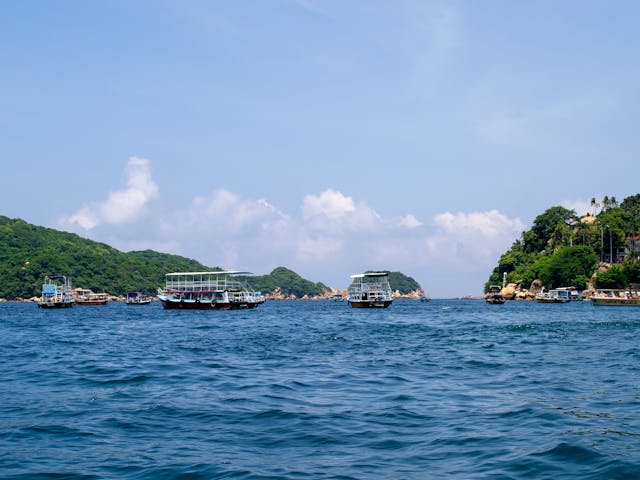 boats on sea coast